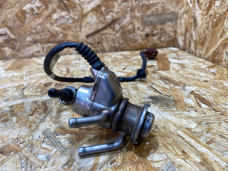 Форсунка Adblue Volkswagen Passat B8 2016, 2.0 л., дизель, 04L131113K