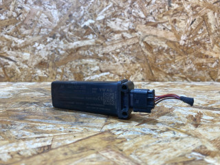 датчик давления в шине Audi Q7 4M 2016, 3.0 л., дизель, 4M0907273