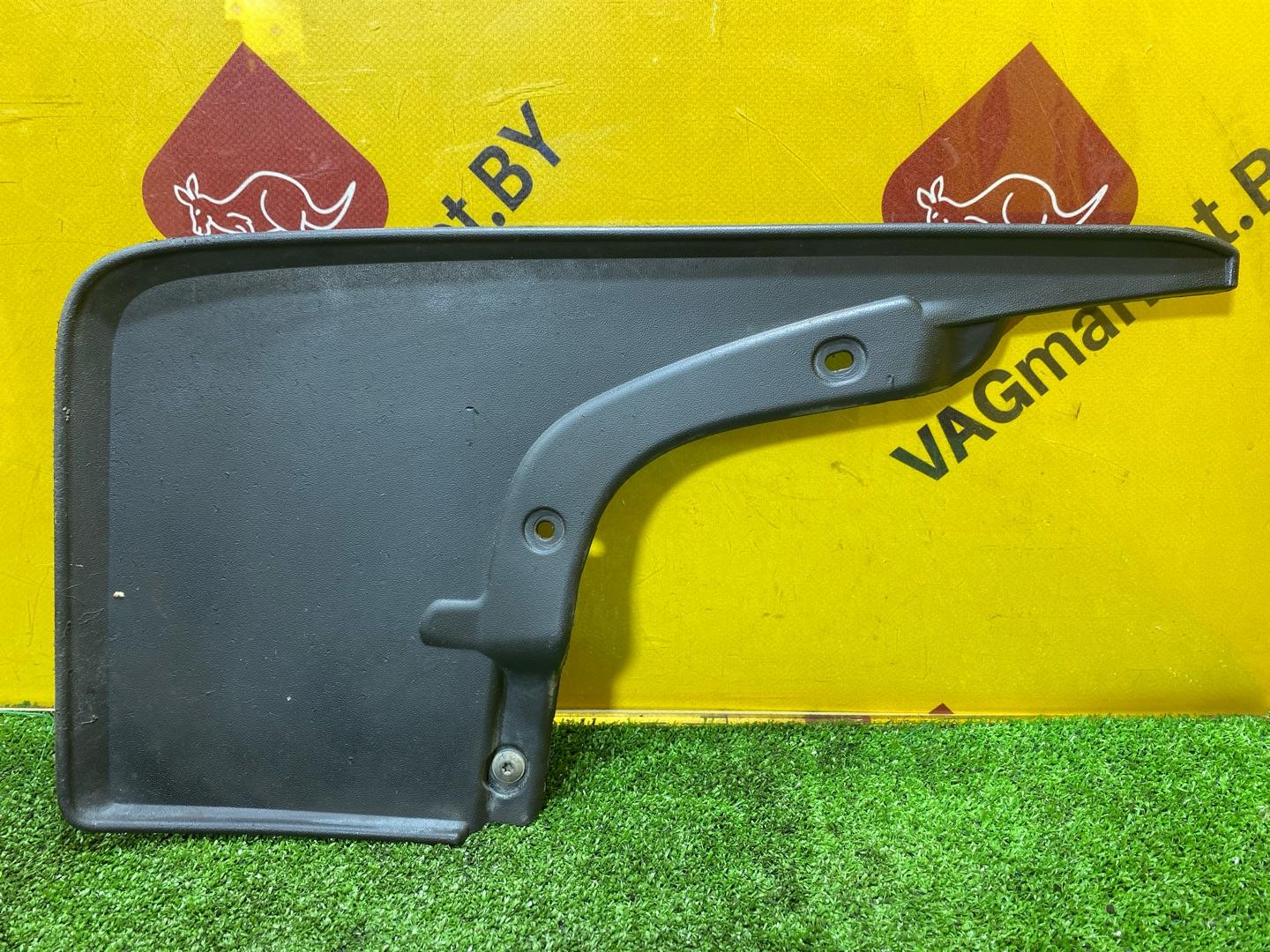 брызговик Volkswagen Amarok 1 поколение 2H 2012, 2.0 л., дизель, 2H0821809F, 2H0821810F - фото №9
