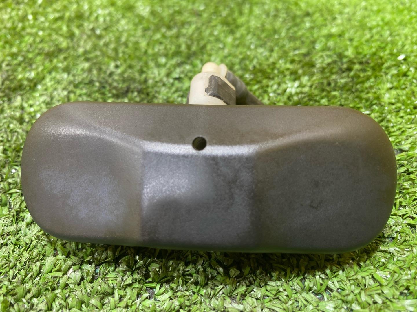 форсунка омывателя лобового стекла Volkswagen Amarok 1 поколение 2H 2012, 2.0 л., дизель, 5M0955985C - фото №4