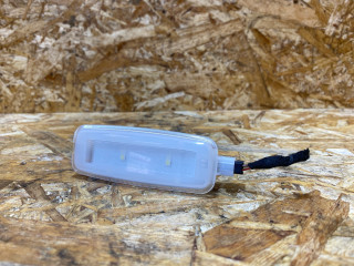 фонарь салона (плафон) Porsche Macan 1 поколение 2016, 3.0 л., дизель, 4H0947105B