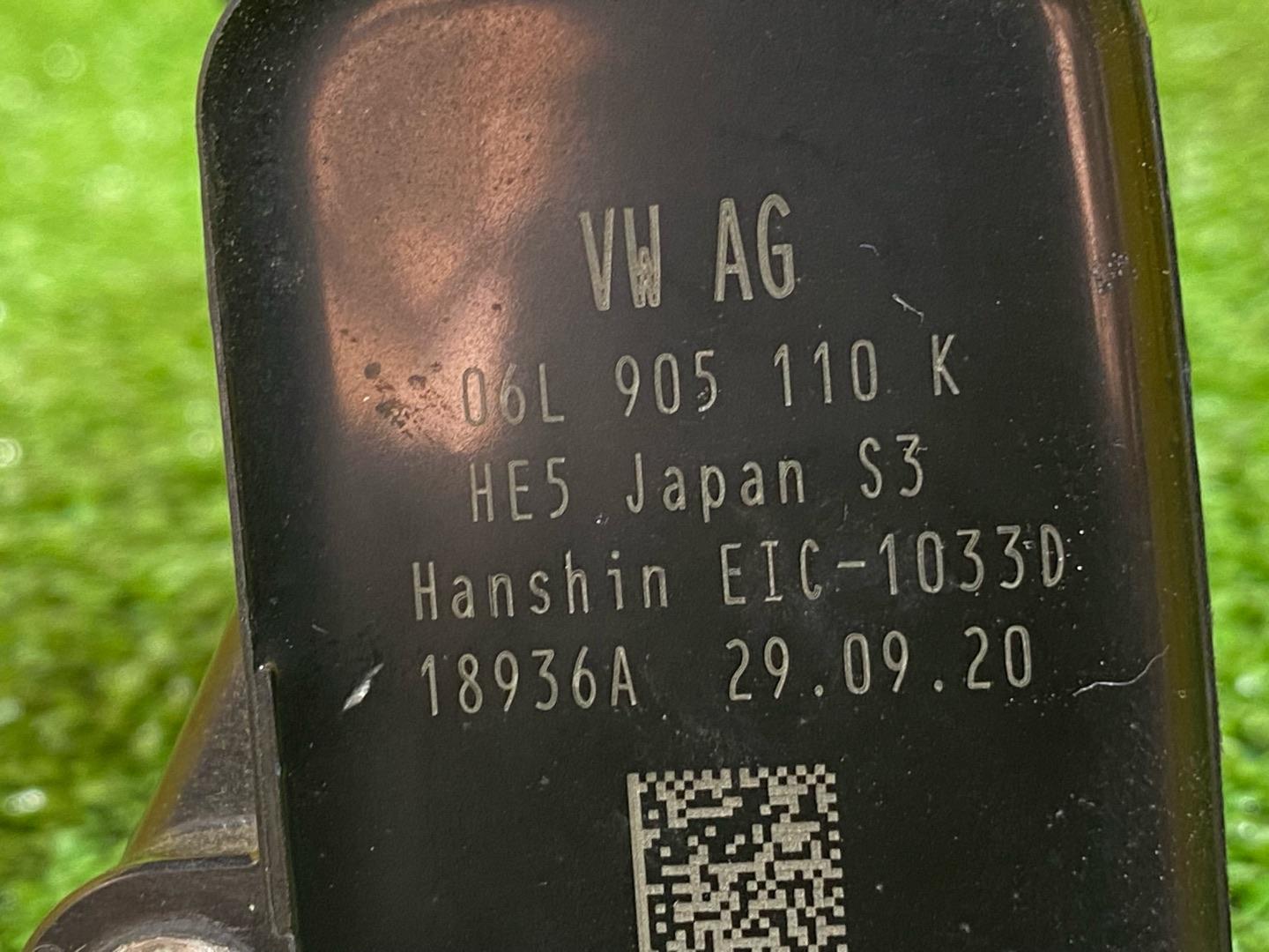 катушка зажигания Audi Q3 Sportback F3 2021, 2.0 л., бензин, 06L905110K - фото №7