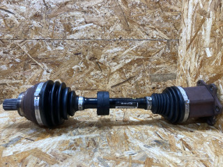 полуось передняя левая (приводной вал, ШРУС) Volkswagen Passat B8 2016, 2.0 л., дизель, 3Q0407271AM