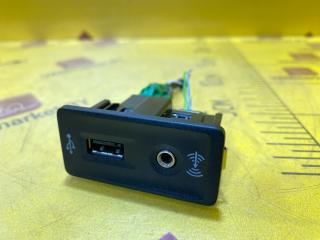 разъем AUX / USB Volkswagen Golf Alltrack 7 поколение [рестайлинг] 2018, 1.8 л., бензин, 5G0035222E