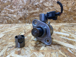 ТНВД Audi A3 8V 2015, 1.4 л., бензин, 04E127025B