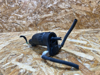 насос (моторчик) омывателя стекла Volkswagen Golf 7 поколение [рестайлинг] 2017, 1.8 л., бензин, 1K6955651