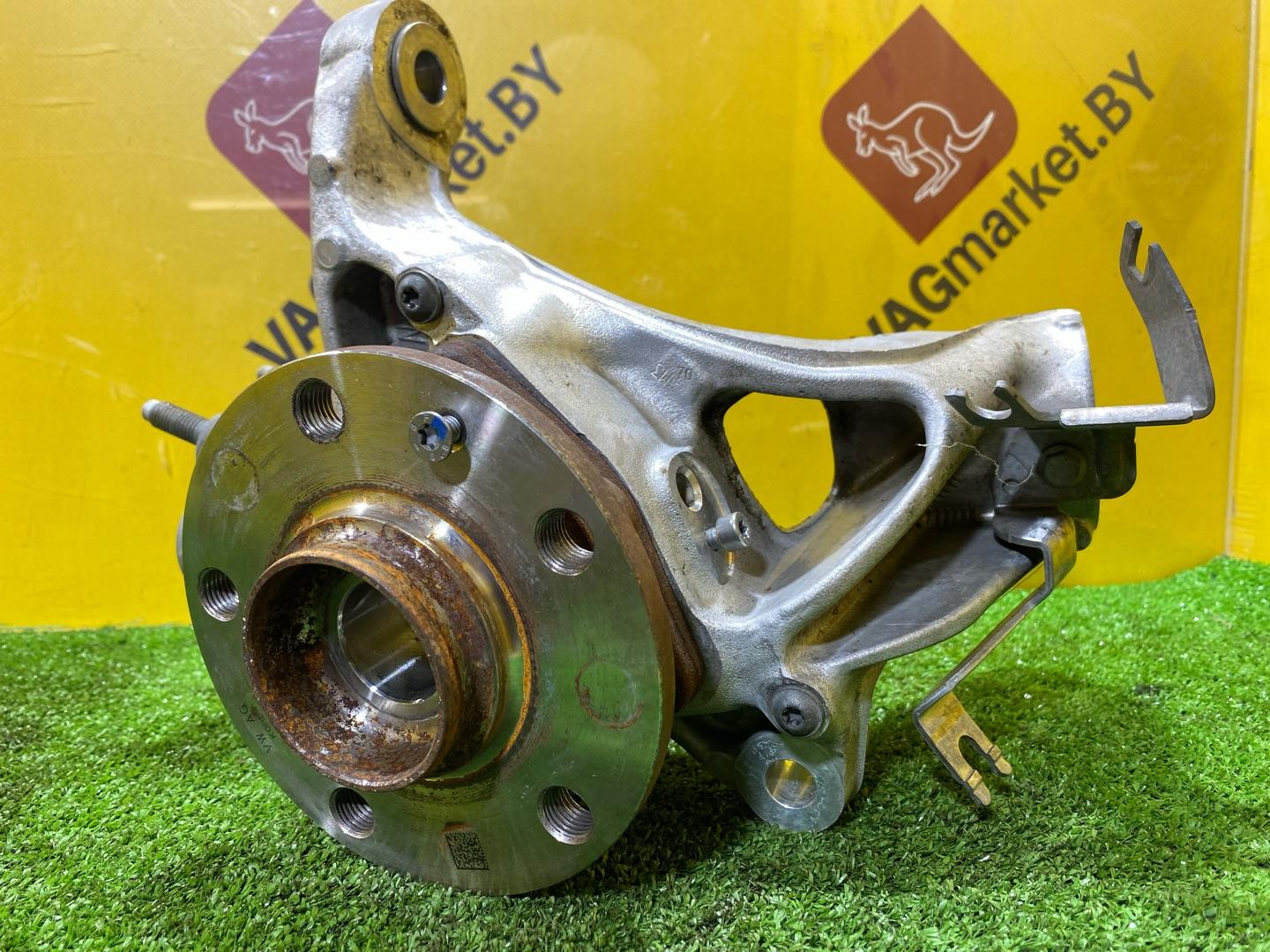 кулак поворотный правый Audi Q3 Sportback F3 2021, 2.0 л., бензин, 5Q0407254A