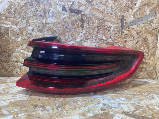 фонарь задний правый Porsche Macan 1 поколение 2016, 3.0 л., дизель, 95B945096D