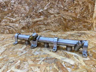 топливная рампа Audi Q7 4M [рестайлинг] 2022, 3.0 л., бензин, 06M133316L