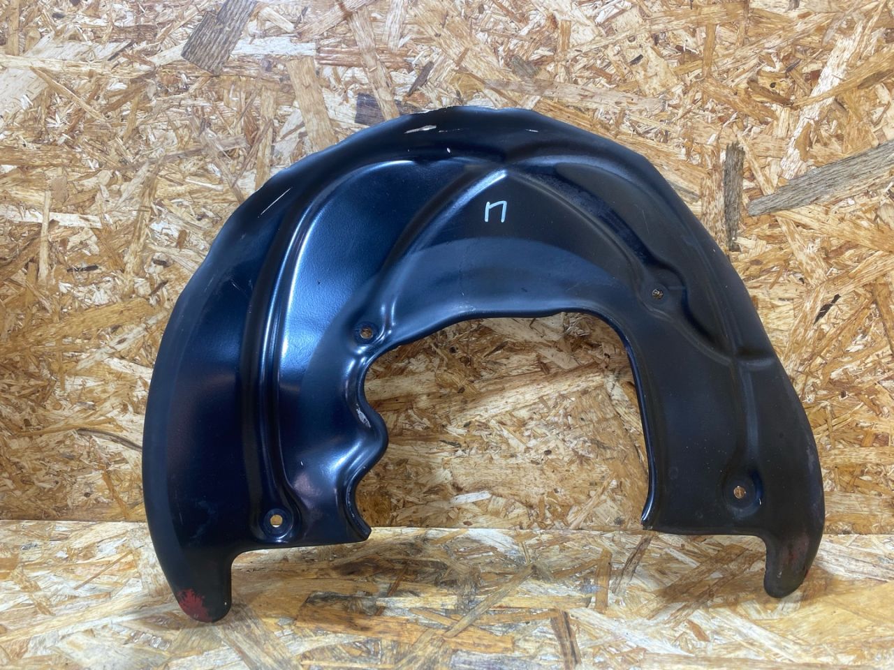 защитный кожух тормозного механизма Audi Q7 4M 2016, 3.0 л., дизель, 4M0615312E - фото №1