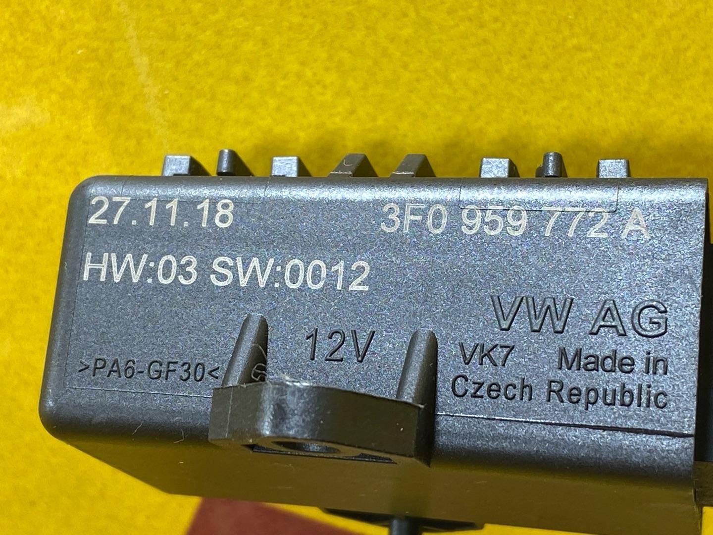 кнопка обогрева сидений Audi A8 D5 2019, 3.0 л., дизель, 3F0959772A - фото №7