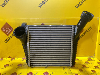 интеркулер Audi Q7 4L [рестайлинг] 2014, 3.0 л., дизель, 7P0145804A