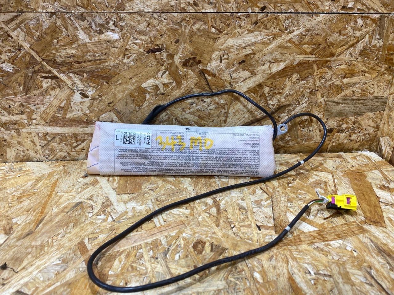 подушка безопасности сиденья Volkswagen Passat B7 2014, 2.0 л., дизель, 3AA880241 - фото №1