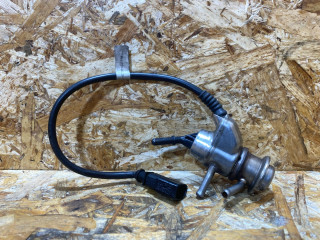 Форсунка Adblue Audi Q7 4M 2016, 3.0 л., дизель, 4G0131113C