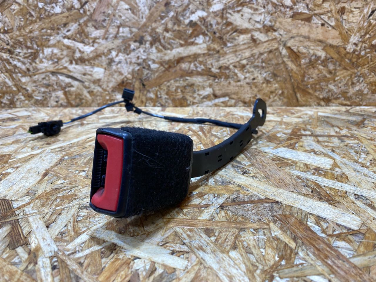 подшипник ступицы задний Audi A3 8V 2015, 1.4 л., бензин, 5WA407621D - фото №1