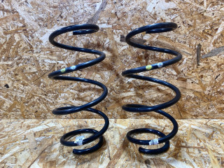 пружина передняя Audi A3 8V 2015, 1.4 л., бензин, 5Q0411105EL