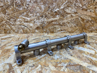 топливная рампа Audi Q7 4M [рестайлинг] 2022, 3.0 л., бензин, 06M133315L