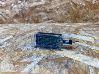 фонарь салона (плафон) Audi Q5 FY 2018, 2.0 л., дизель, 4E0947415