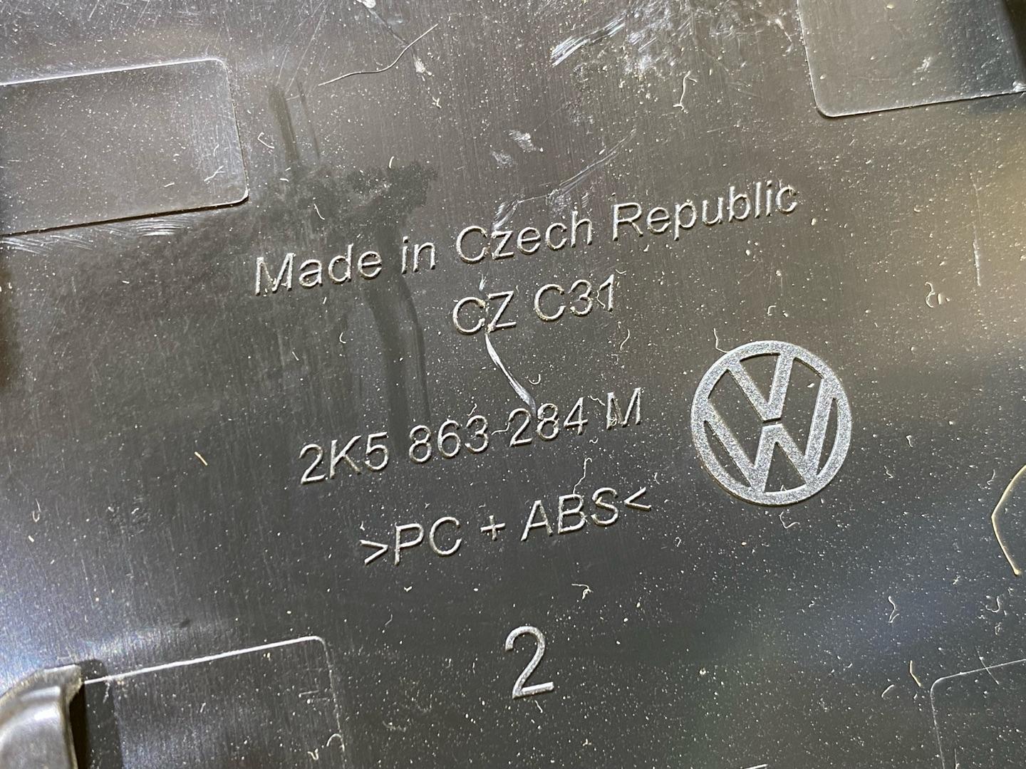 разъем AUX / USB Volkswagen Caddy 4 поколение 2016, 1.4 л., бензин, 2K5863284M, 5Q0035726C - фото №6