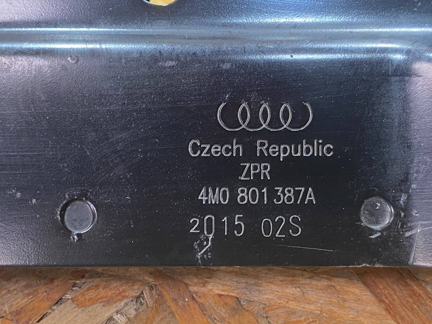 Усилитель пола Audi Q7 4M 2016, 3.0 л., дизель, 4M0801387A - фото №12
