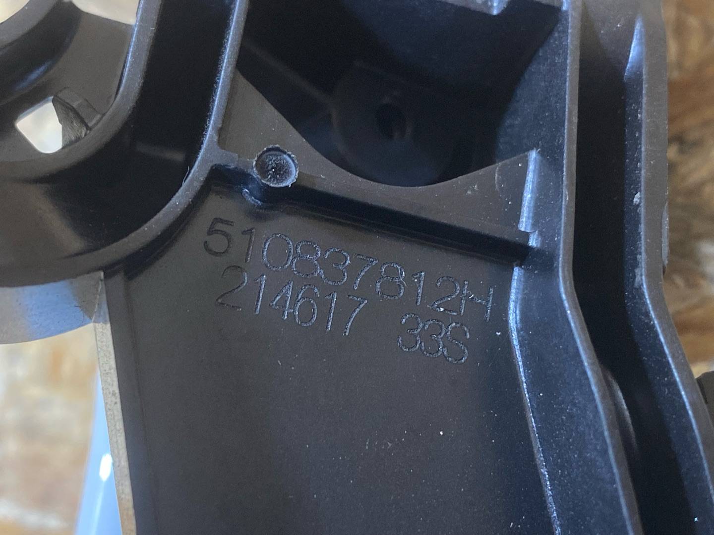ручка наружная задняя правая Volkswagen Tiguan 2 поколение 2018, 2.0 л., бензин, 510837812H - фото №11