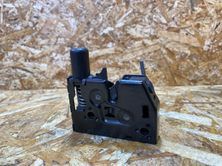 замок капота Audi A3 8V 2015, 1.4 л., бензин, 8V0823509