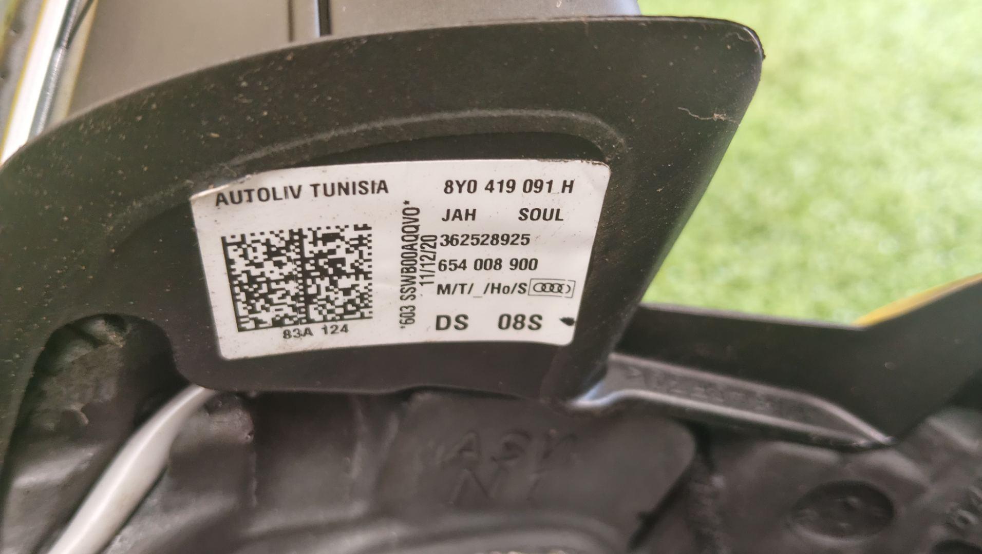 руль Audi Q3 Sportback F3 2021, 2.0 л., бензин, 8Y0419091H - фото №14
