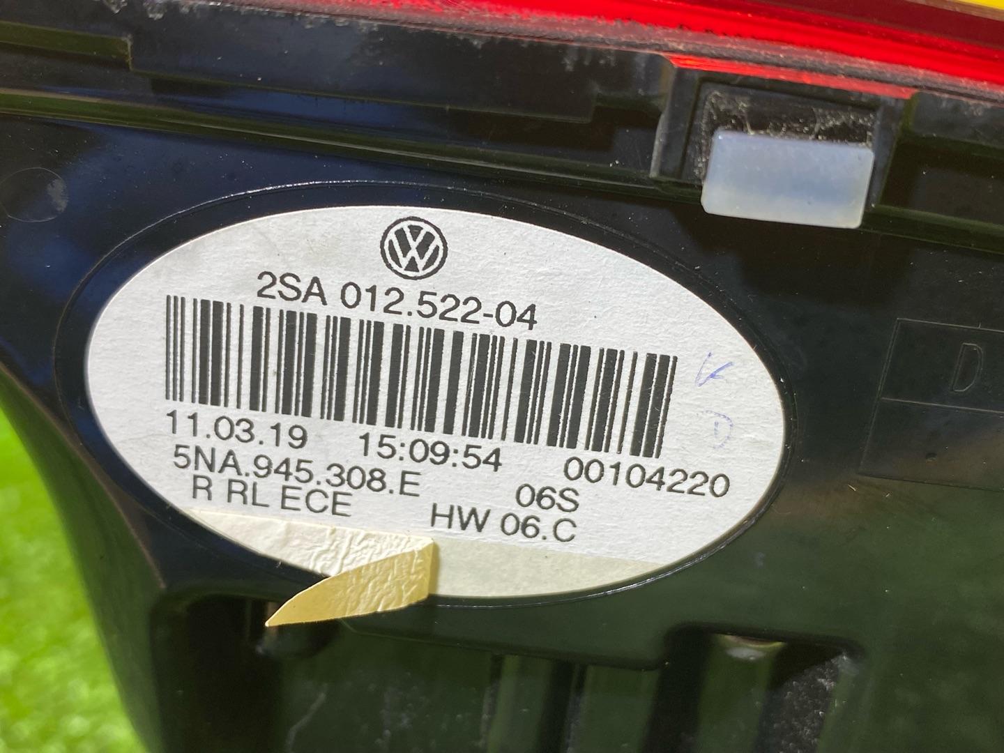 фонарь крышки багажника правый Volkswagen Tiguan 2 поколение 2020, 2.0 л., бензин, 5NA945308E - фото №9