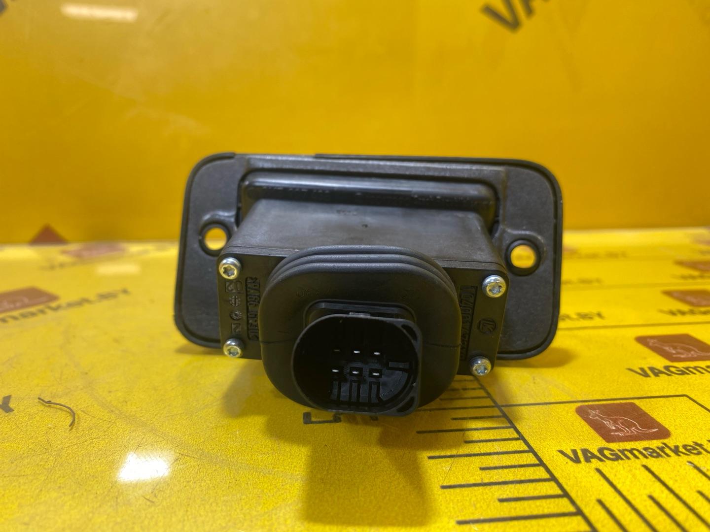 выключатель концевой (концевик) Volkswagen Caddy 4 поколение 2018, 2.0 л., дизель, 2K5907496, 2K5907438 - фото №5