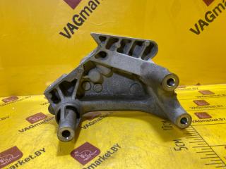 кронштейн двигателя Volkswagen Caddy 4 поколение 2018, 2.0 л., дизель, 04L199207, 04L199207D