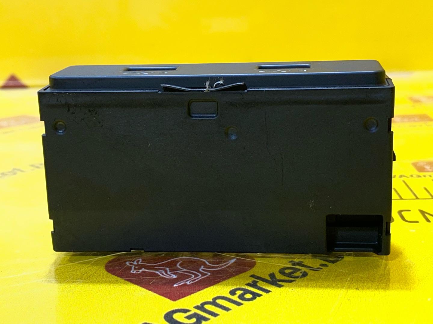 разъем AUX / USB Audi A8 D5 2019, 3.0 л., дизель, 4N0035722 - фото №5