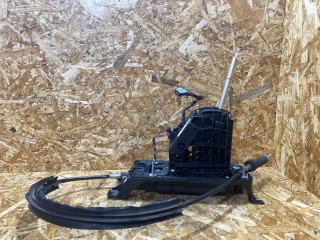 кулиса Volkswagen T-Roc 1 поколение [рестайлинг] 2024, 2.0 л., бензин, 5Q0713025C