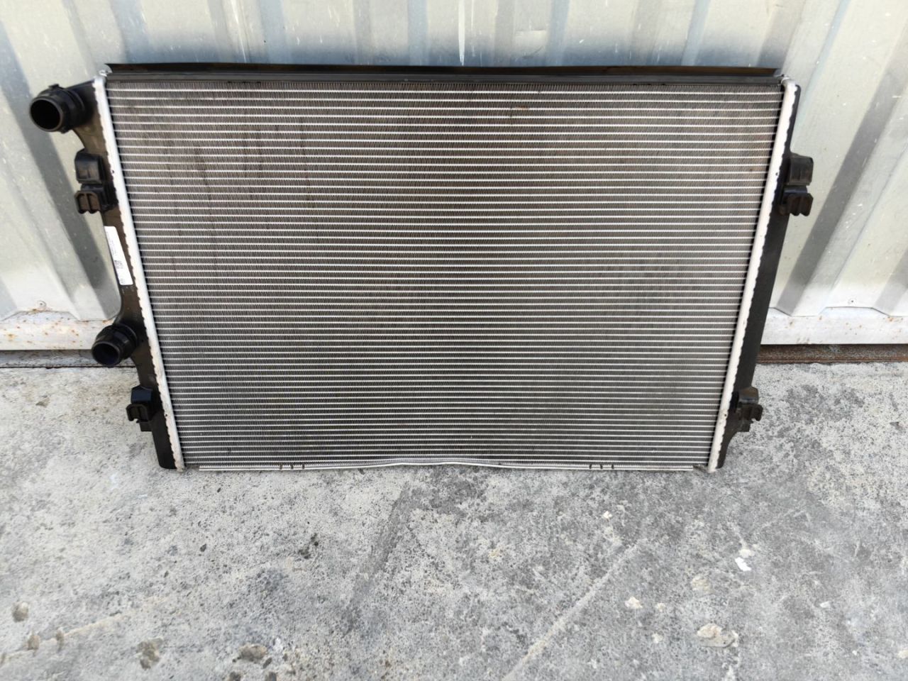 радиатор (основной) Audi A3 8V 2015, 1.4 л., бензин, 5Q0121251ES - фото №1