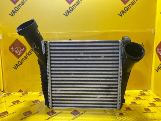 интеркулер Audi Q7 4L [рестайлинг] 2014, 3.0 л., дизель, 7L6145803D