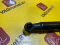 амортизатор капота Volkswagen Caddy 4 поколение 2016, 1.4 л., бензин, 2K5823359 - фото №4