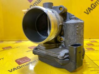 заслонка дроссельная Skoda Octavia 3 поколение (A7) 2016, 1.8 л., бензин, 06F133062T