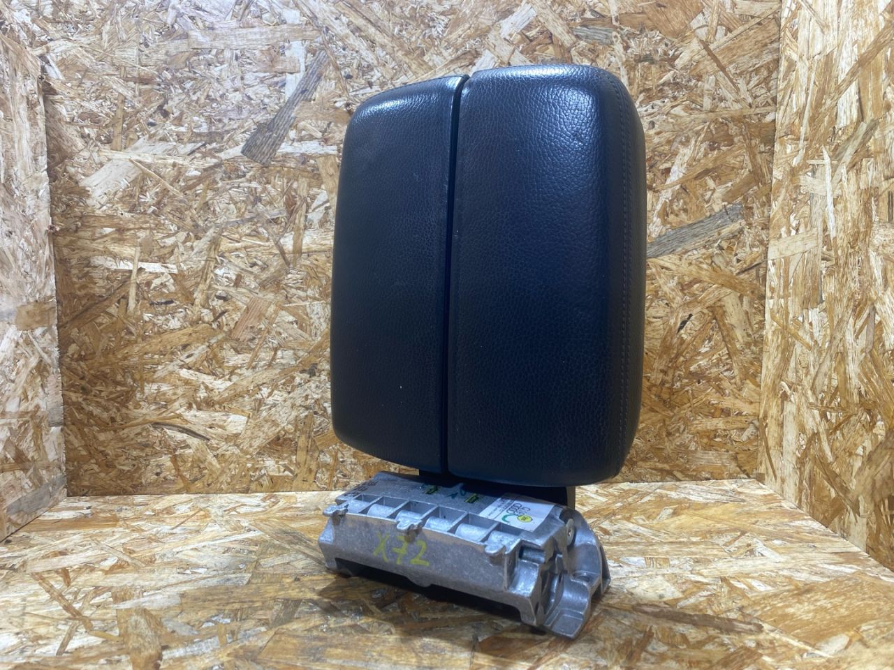 подлокотник Audi Q7 4M 2016, 3.0 л., дизель, 4M0864207A - фото №1