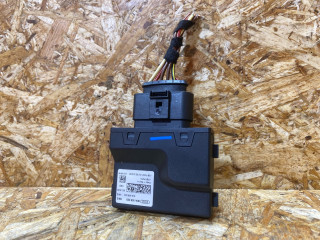 блок управления топливным насосом Audi Q5 FY 2018, 2.0 л., дизель, 80A906093