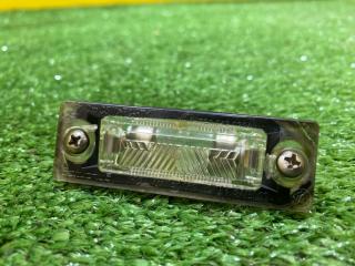 подсветка номера Volkswagen Caddy 4 поколение 2016, 1.4 л., бензин, 3B5998026A, 7E0943021A