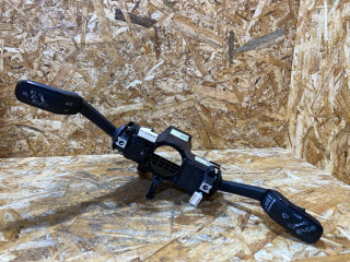 переключатель подрулевой (стрекоза) Volkswagen Passat B8 2016, 2.0 л., дизель, 5Q0953502AJ