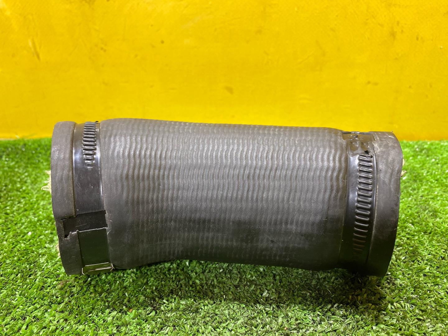 патрубок интеркулера Audi Q3 Sportback F3 2021, 2.0 л., бензин, 5QF145792