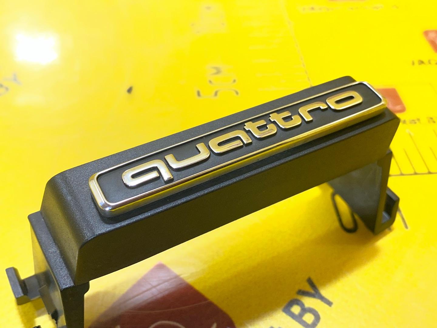 эмблема Audi Q3 F3 2021, 2.0 л., бензин, 83A853736, 8R0853737A - фото №6