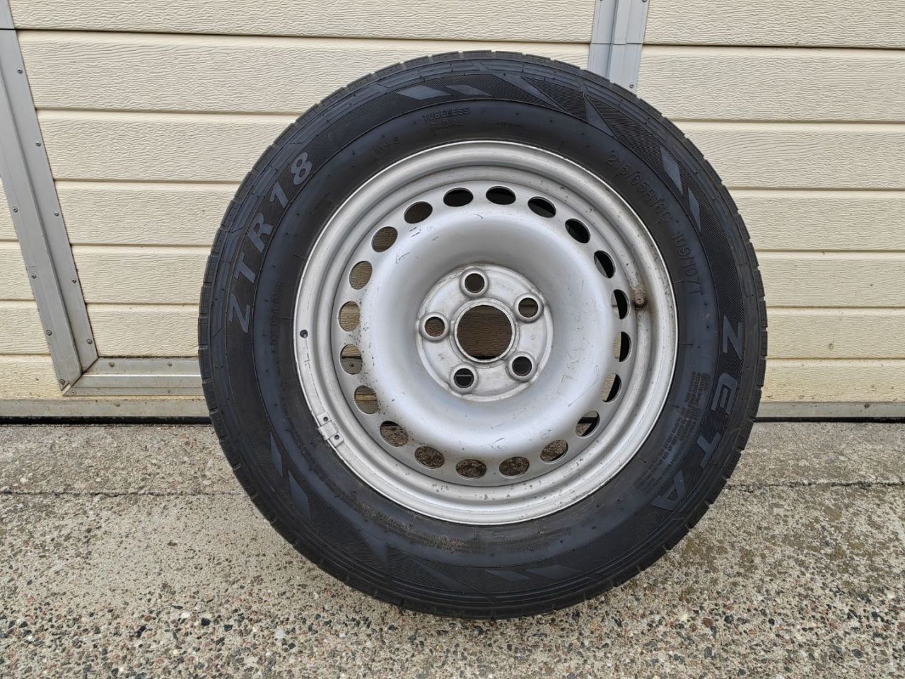 колесо запасное (таблетка) Volkswagen Transporter T6 2018, 2.0 л., дизель, 7H0601027B - фото №1