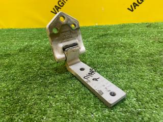 петля двери Volkswagen Caddy 4 поколение 2018, 2.0 л., дизель, 2K5827152