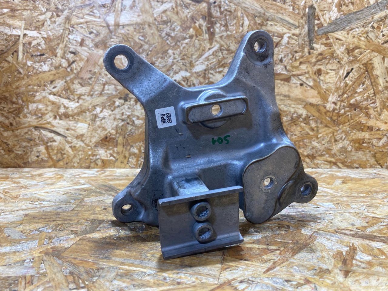 кронштейн КПП Audi Q7 4M 2016, 3.0 л., дизель, 4M0399115M - фото №1