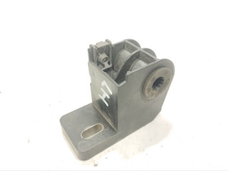 кронштейн радиатора Renault Megane 4 поколение [рестайлинг] (2020 - 2026), 1.5 л., дизель, хетчбэк 5 дв., 625239450R