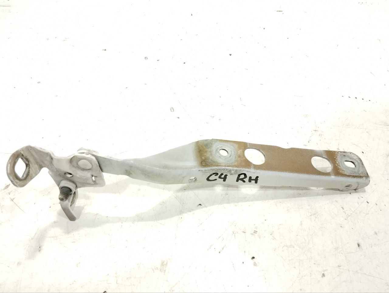 петля капота правая Citroen C4 Spacetourer 1 поколение 2022, 1.5 л., дизель, АКПП, 9676115080 - фото №1