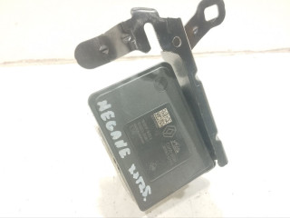 блок ABS Renault Megane 4 поколение [рестайлинг] (2020 - 2026), 1.5 л., дизель, хетчбэк 5 дв., 476604712R