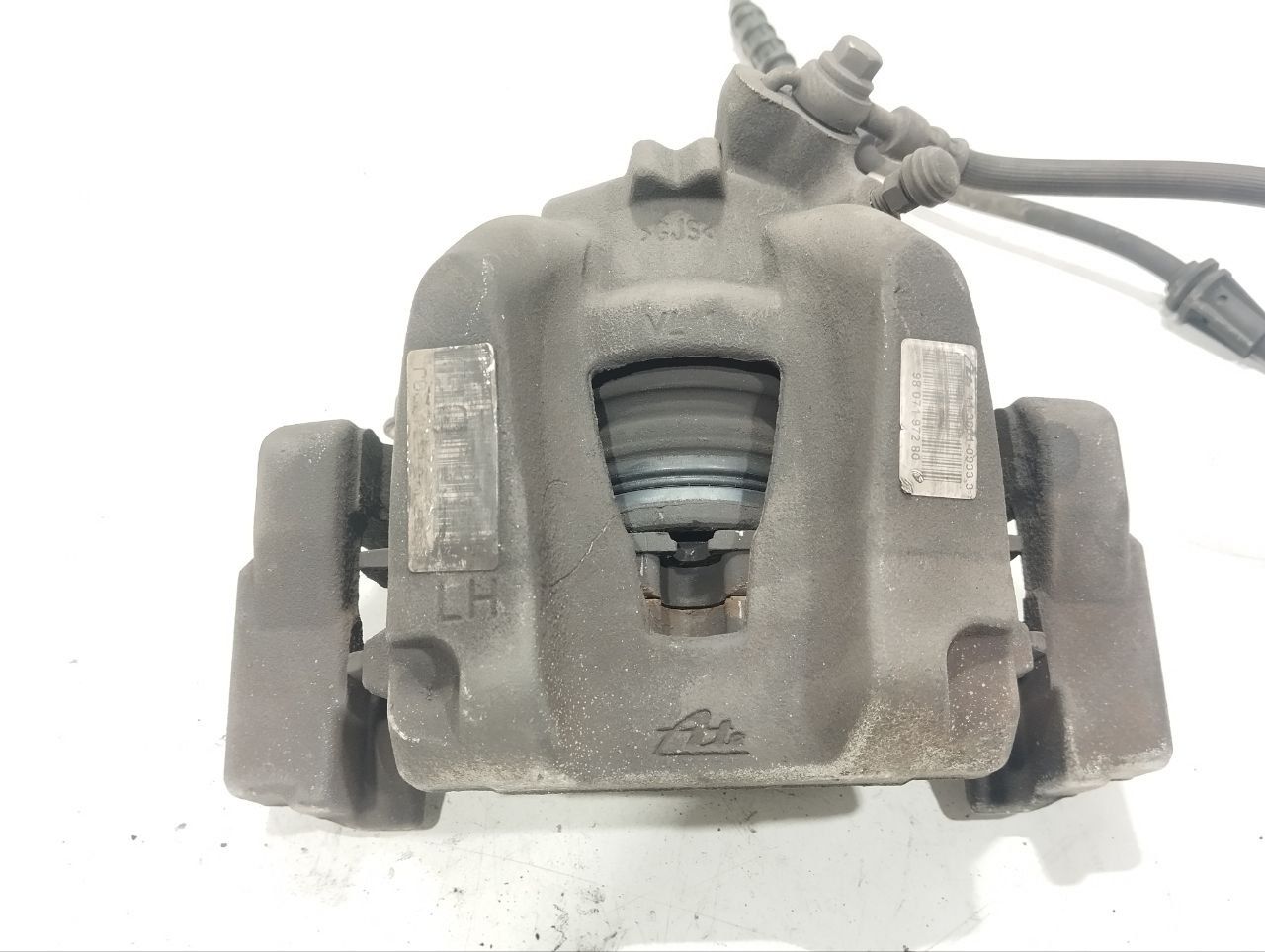 суппорт передний левый Citroen C4 Spacetourer 1 поколение 2022, 1.5 л., дизель, АКПП, 9807197280 - фото №1