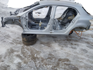 крыша Renault Megane 4 поколение [рестайлинг] (2020 - 2026), 1.5 л., дизель, хетчбэк 5 дв.